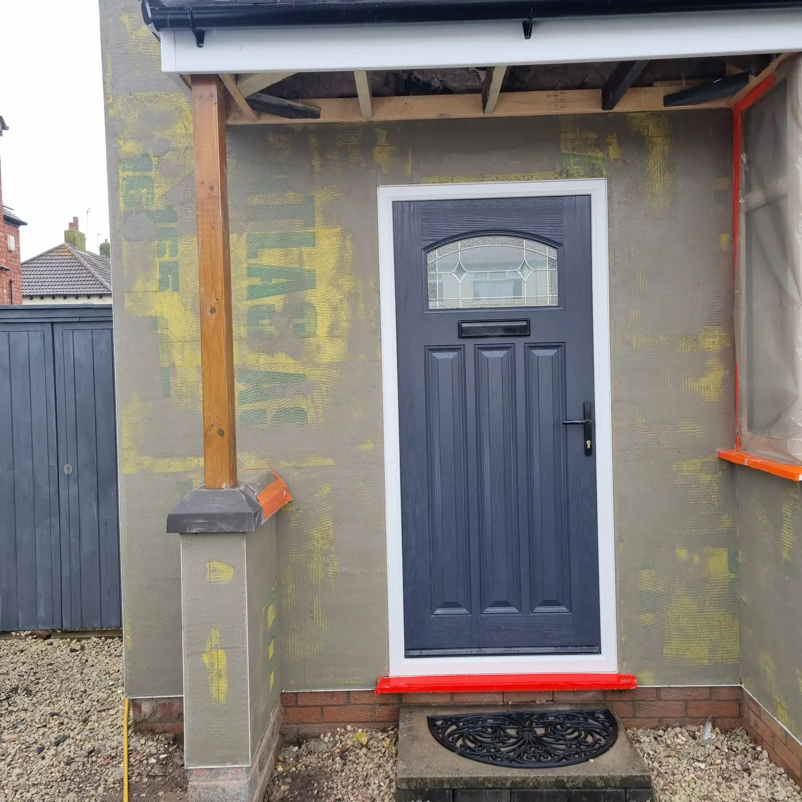 Atlas boards and basecoat worked around a new front door in Southport
